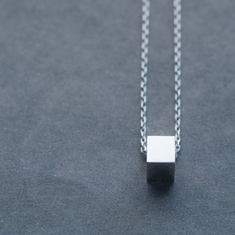 方形圆环项链 925银男士 中性款 - 项链 - 其他金属 银色