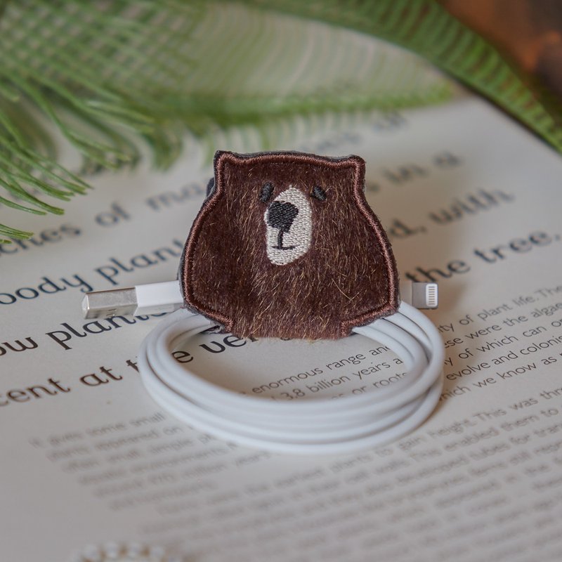 Bear Earphone organizer/ Cable holder / 熊电缆组织者 - 卷线器/电线收纳 - 聚酯纤维 咖啡色