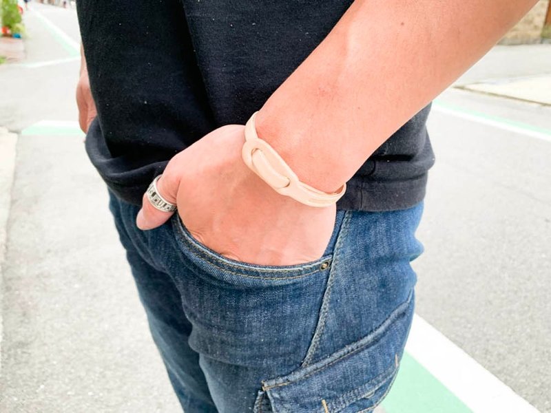 COME A comeback bracelet that simply enjoys soft leather CBB-WW for anklets - 手链/手环 - 真皮 卡其色