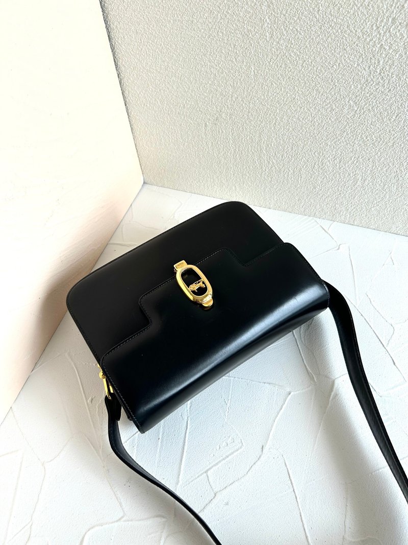绝版中古包 Celine黑金马车单肩包 侧背包 古董包 中古包 复古包 - 侧背包/斜挎包 - 真皮 黑色