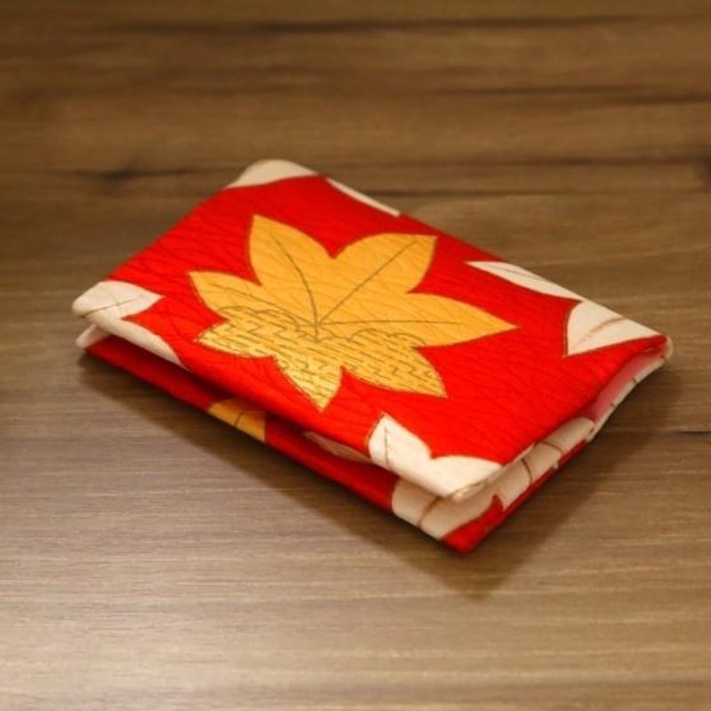 Gorgeous autumn leaves sentence × shallow scarlet golden card case [silk] - 名片夹/名片盒 - 丝．绢 红色