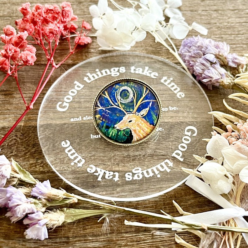 风景画胸针森林居民鹿森林夜 - 胸针 - 树脂 蓝色