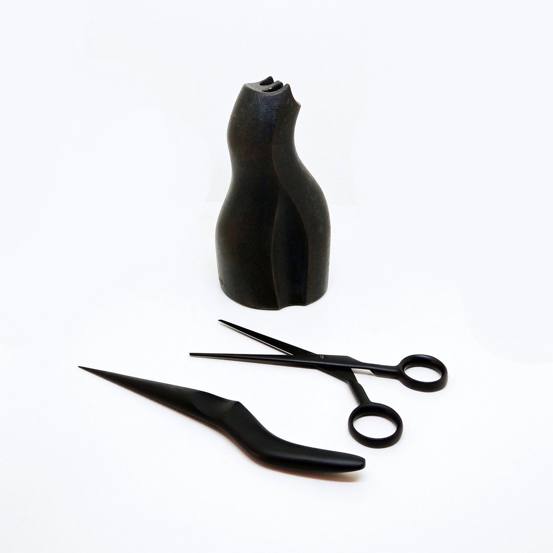 【珍藏艺品】早期古件-德国青铜雕塑双刀座事务组合 | HYN - 剪刀/拆信刀 - 铜/黄铜 黑色