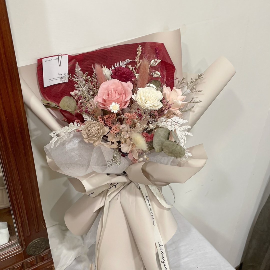 【永生花束】鲑鱼粉 奶茶色 告白花束 情人节花束 毕业花束 纪念 - 干燥花/捧花 - 植物．花 