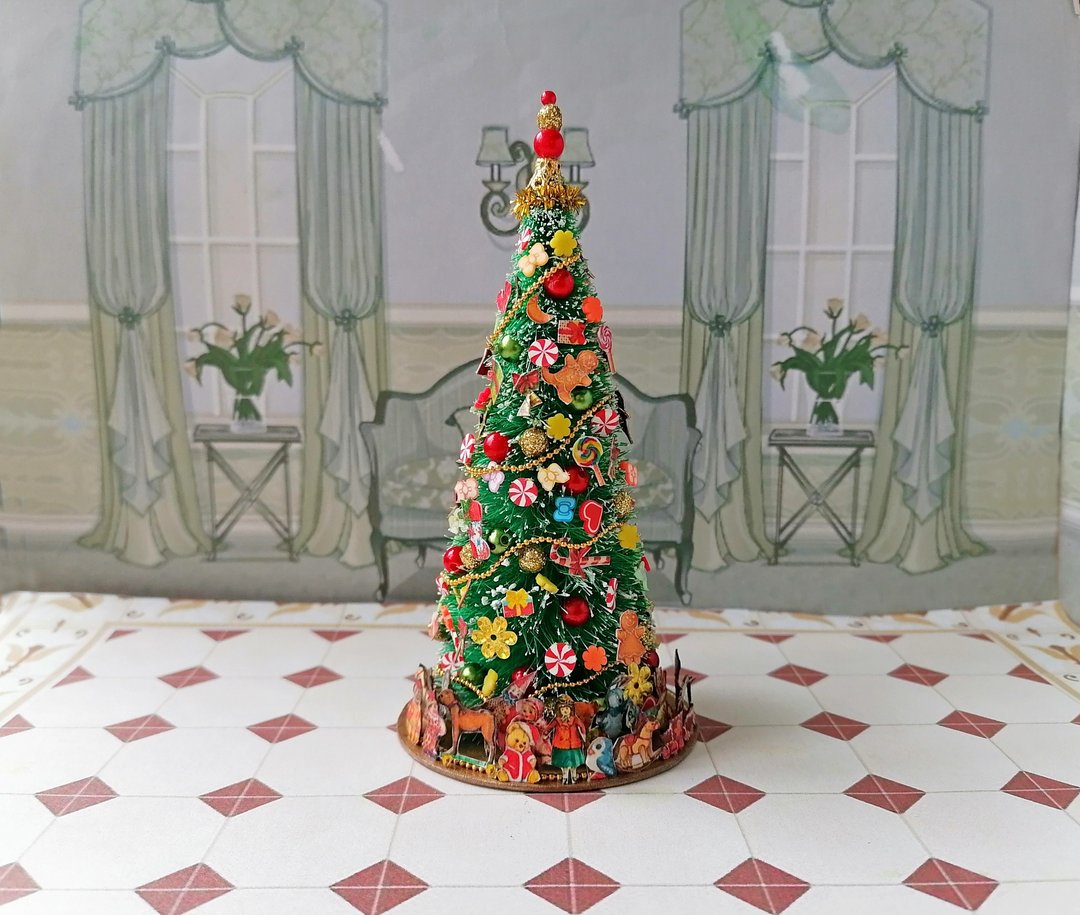 Christmas tree for dollhouse .1:12. Dollhouse miniature. Handmade. - 玩偶/公仔 - 其他材质 