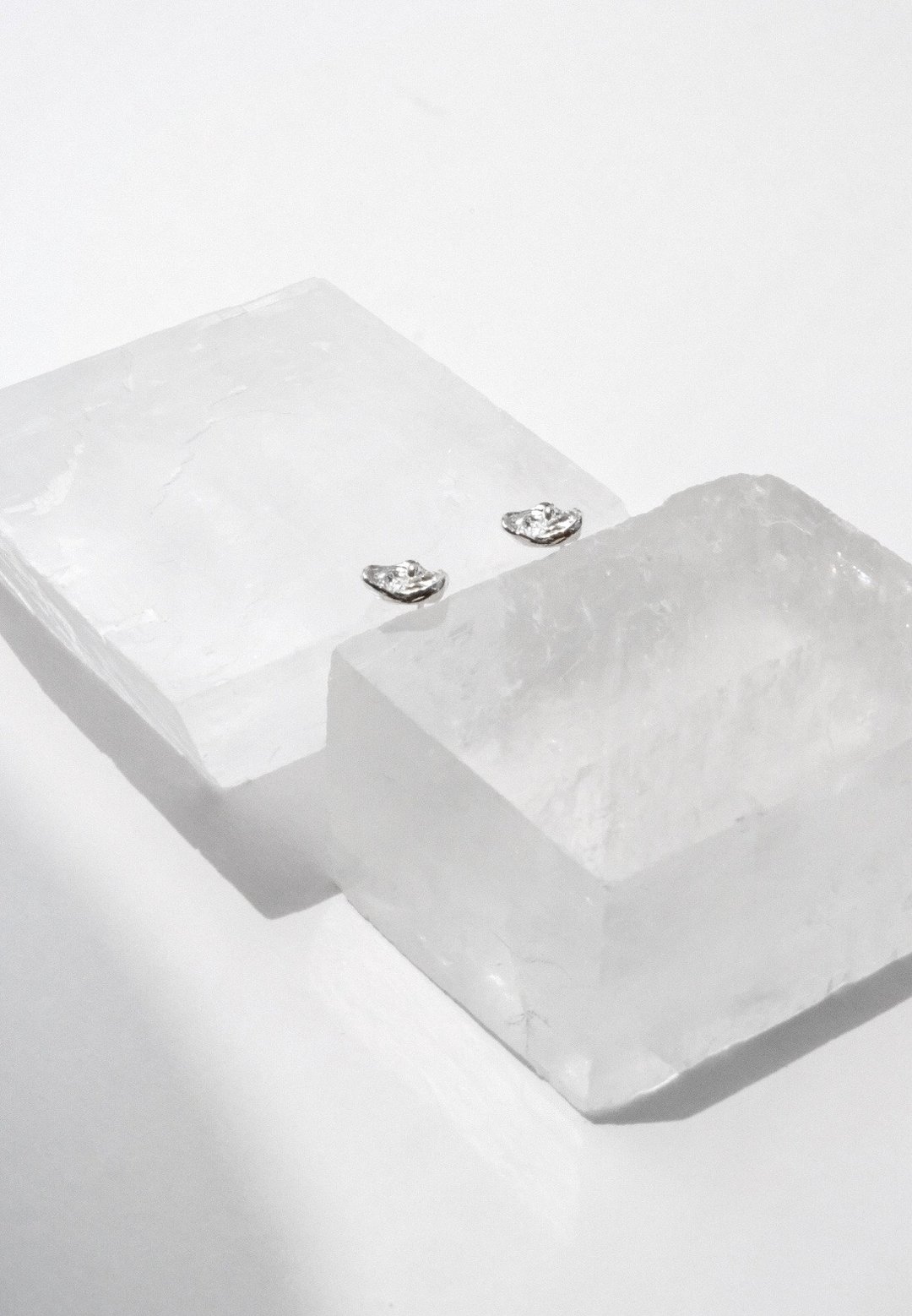 The Ripple Earring 小湖泊耳饰 - 耳环/耳夹 - 纯银 银色