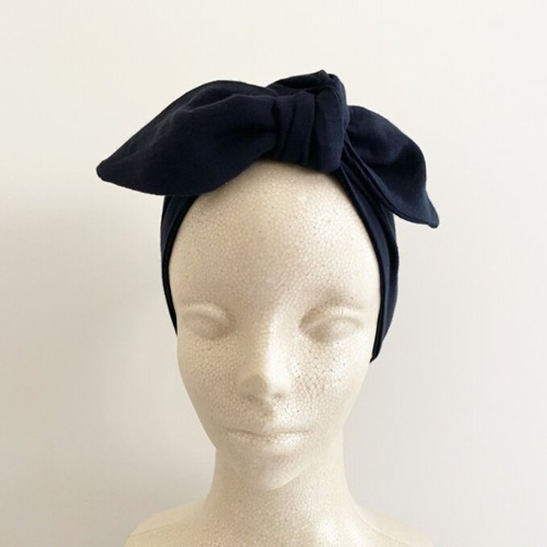 Summer scarf that can also be used as a turban How to use Neck cooler hair band double gauze black with pockets for ice packs - 丝巾 - 棉 黑色