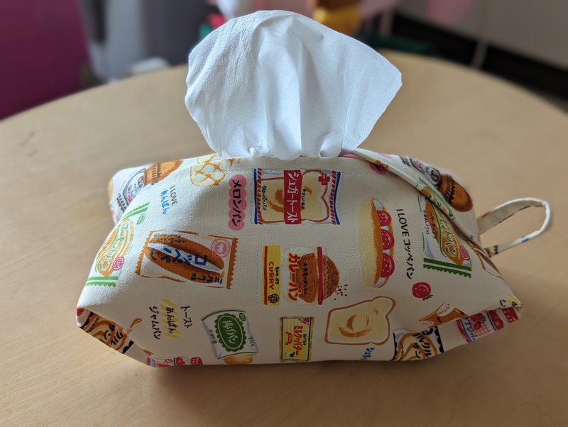 手作日本布面纸套/家用卫生纸套-日本面包款 - 纸巾盒 - 棉．麻 