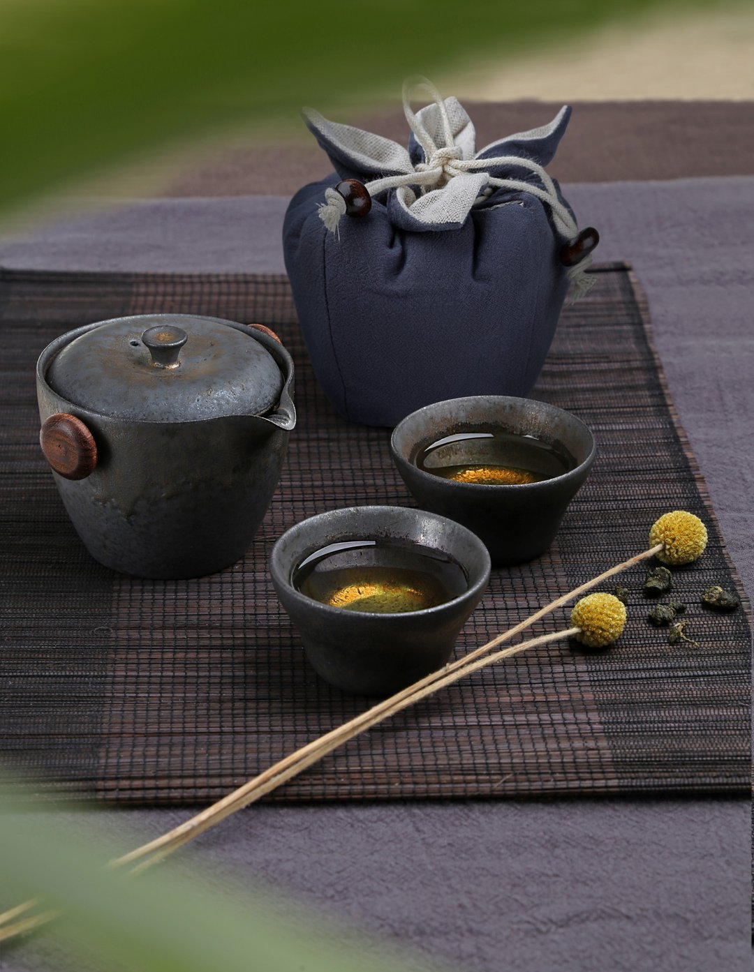 黑铁釉3件旅行组(壶+2杯) - 茶具/茶杯 - 陶 黑色