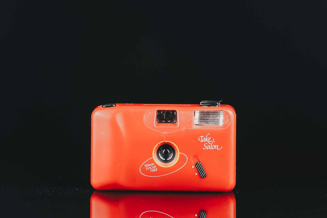 Take Salon FOCUS FREE 35mm film camera #135底片相机 - 相机 - 其他金属 黑色
