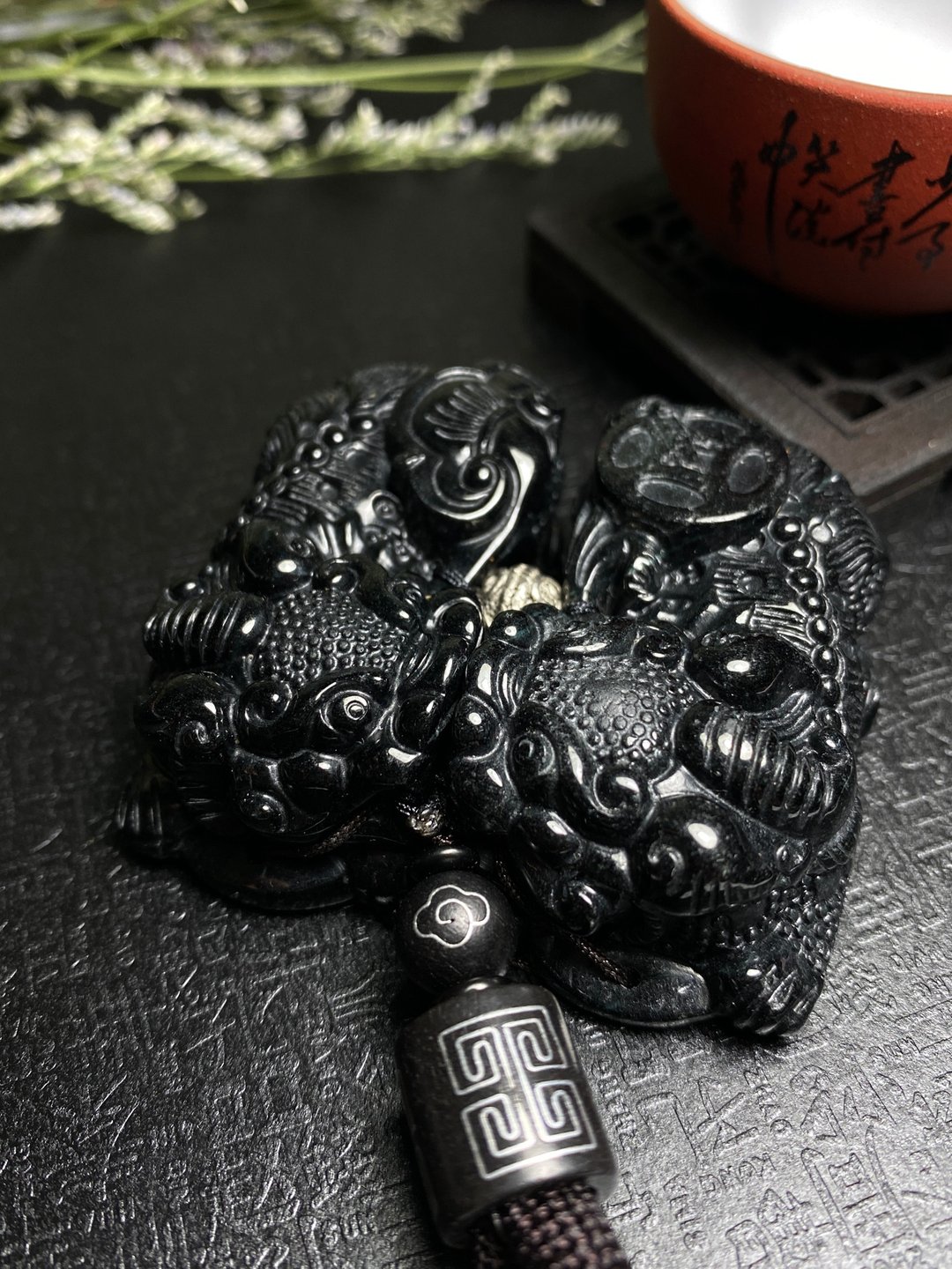 -天然A货缅甸玉墨翠霸王貔貅手把件 - 项链 - 玉石 黑色