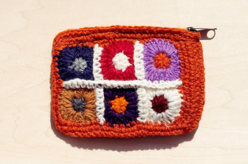 限量一件 手工羊毛线钩针编织长方形零钱包 / 收纳包 / 化妆包 - 橘色系花朵森林 - 皮夹/钱包 - 其他材质 多色