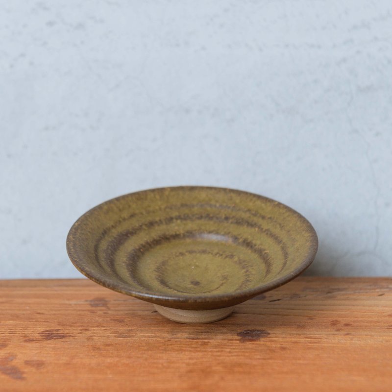 蔡婉湘-黄绿色碟子 ( AJ-085 ) - 浅碟/小碟子 - 陶 