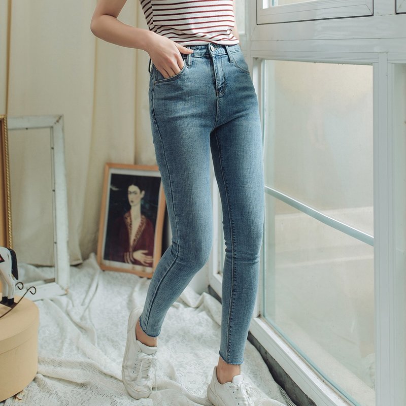 安妮陈2018夏装新款文艺女装牛仔小脚裤子 - 女装长裤 - 棉．麻 蓝色