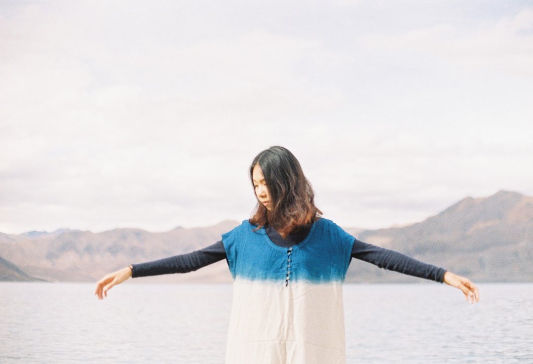 Indigo dyed | Horizon | the 6 buttons dress - 洋装/连衣裙 - 棉 蓝色