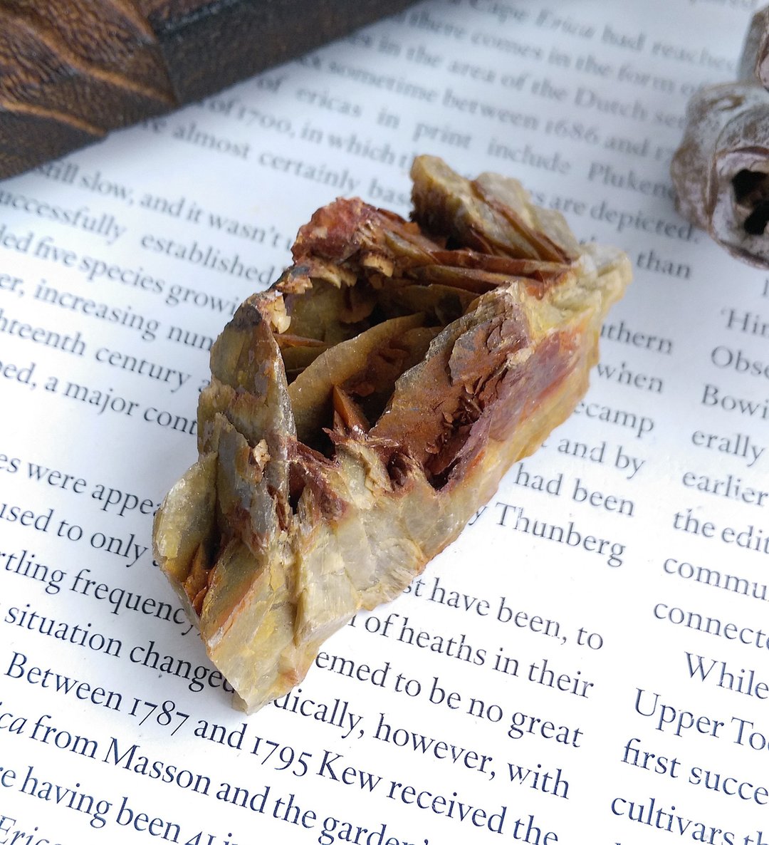Siderite 贵州产地 菱铁矿 白水晶共生 天然矿石 原矿 - 摆饰 - 其他材质 