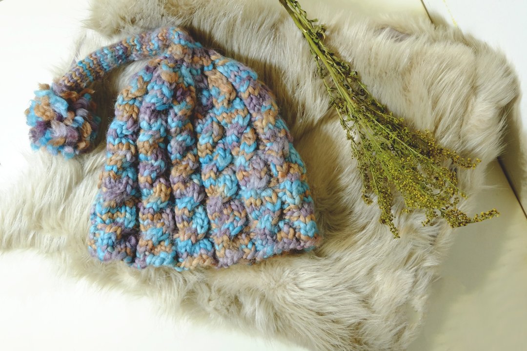 Araignee Design *手作针织毛帽 - Beanie&Ball 吊球帽 // 奶绿色&米色花纹 - 帽子 - 羊毛 绿色