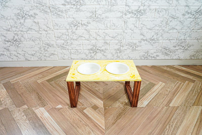 Fluid Art Dog Bowl Stand, Elevated dog feeder, Wood, Raised Dog Bowl, Rustic Far - 碗/碗架 - 木头 黄色