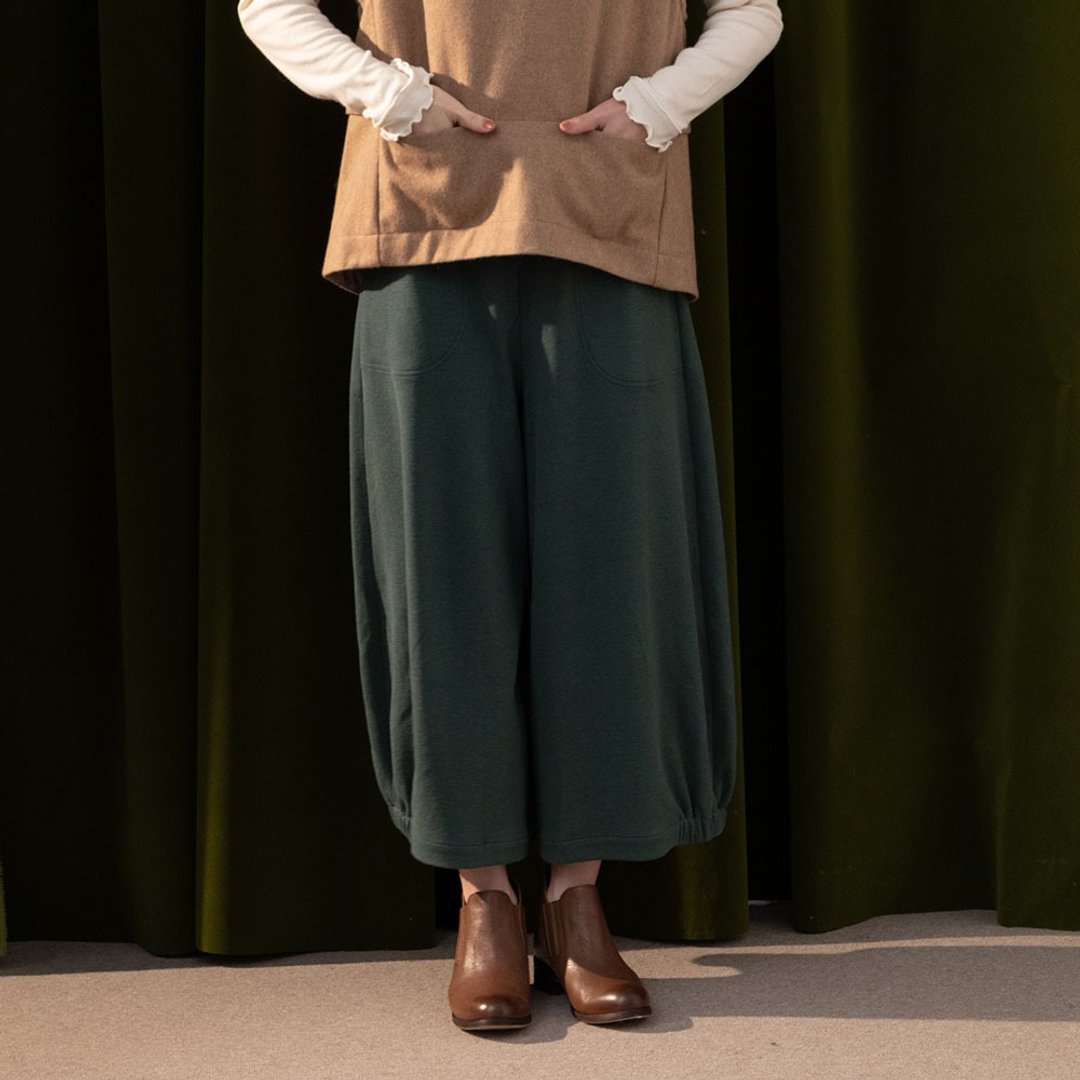日常生活有机棉宽脚裤-绿茶籽 - 女装长裤 - 棉 绿色