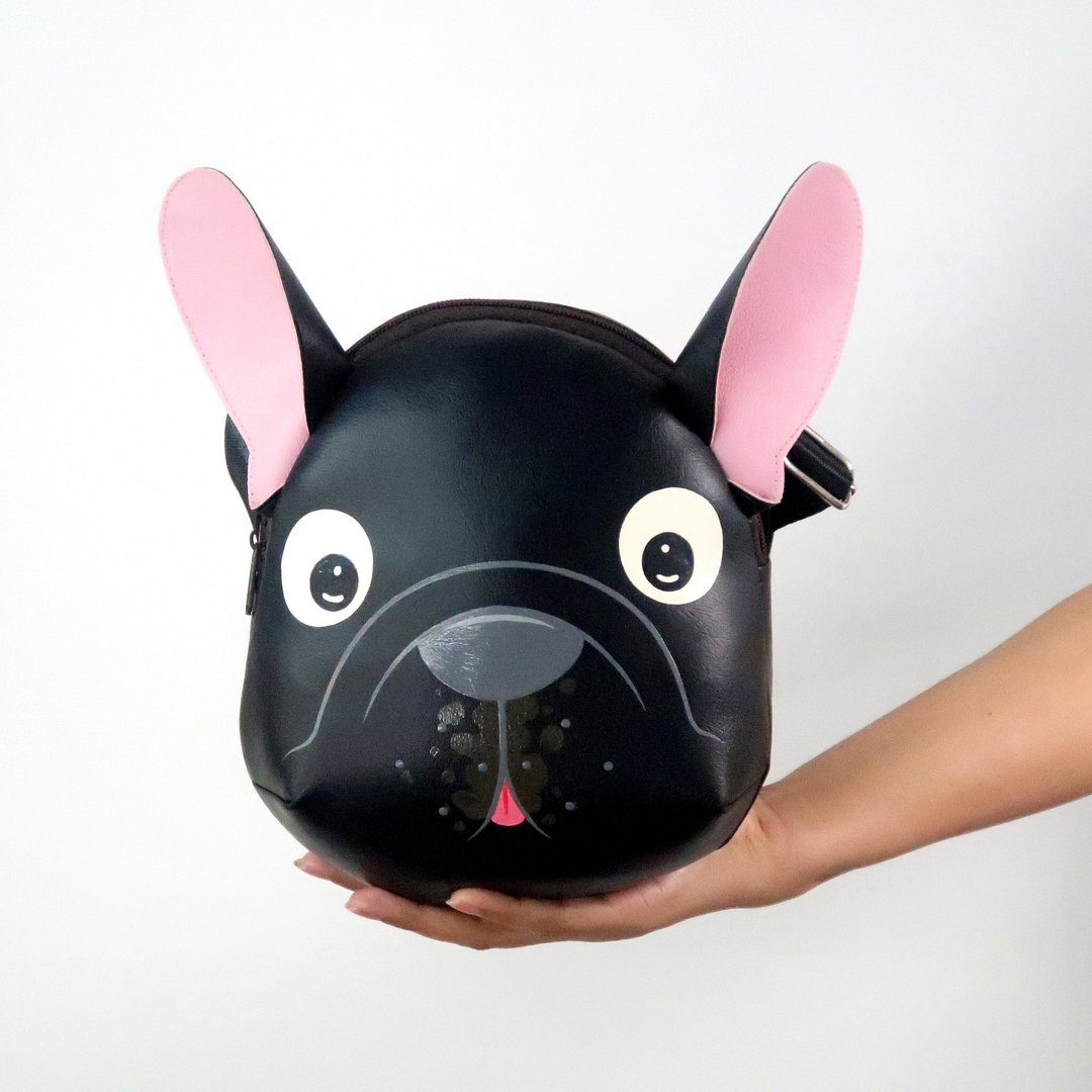 Black french bulldog crossbody bag is compact fro carrying mobile phones. - 其他 - 人造皮革 黑色
