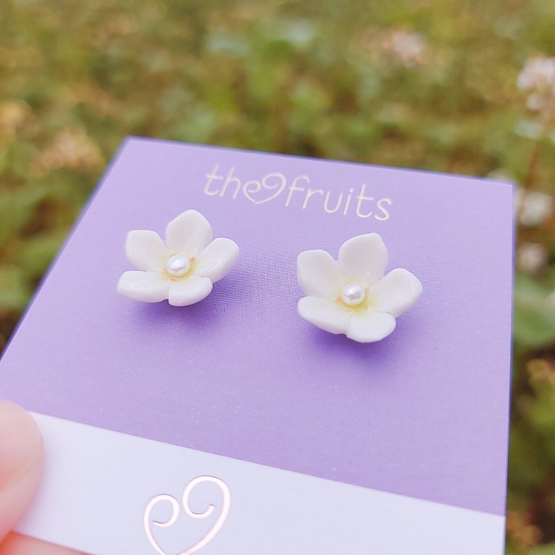 【花语系列】荞麦花珍珠耳环 • Pearl //925纯银 - 耳环/耳夹 - 瓷 白色
