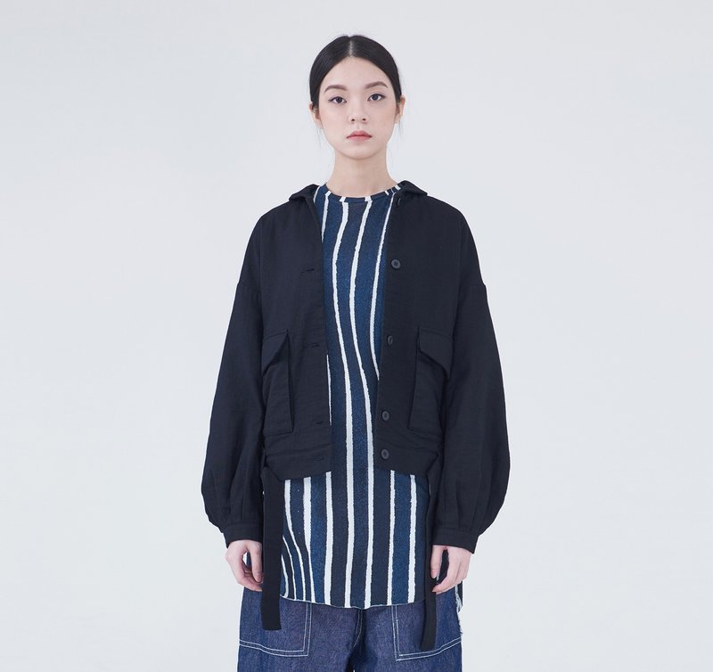 TRAN - 圆角领宽短版系带夹克 - 女装休闲/机能外套 - 棉．麻 黑色