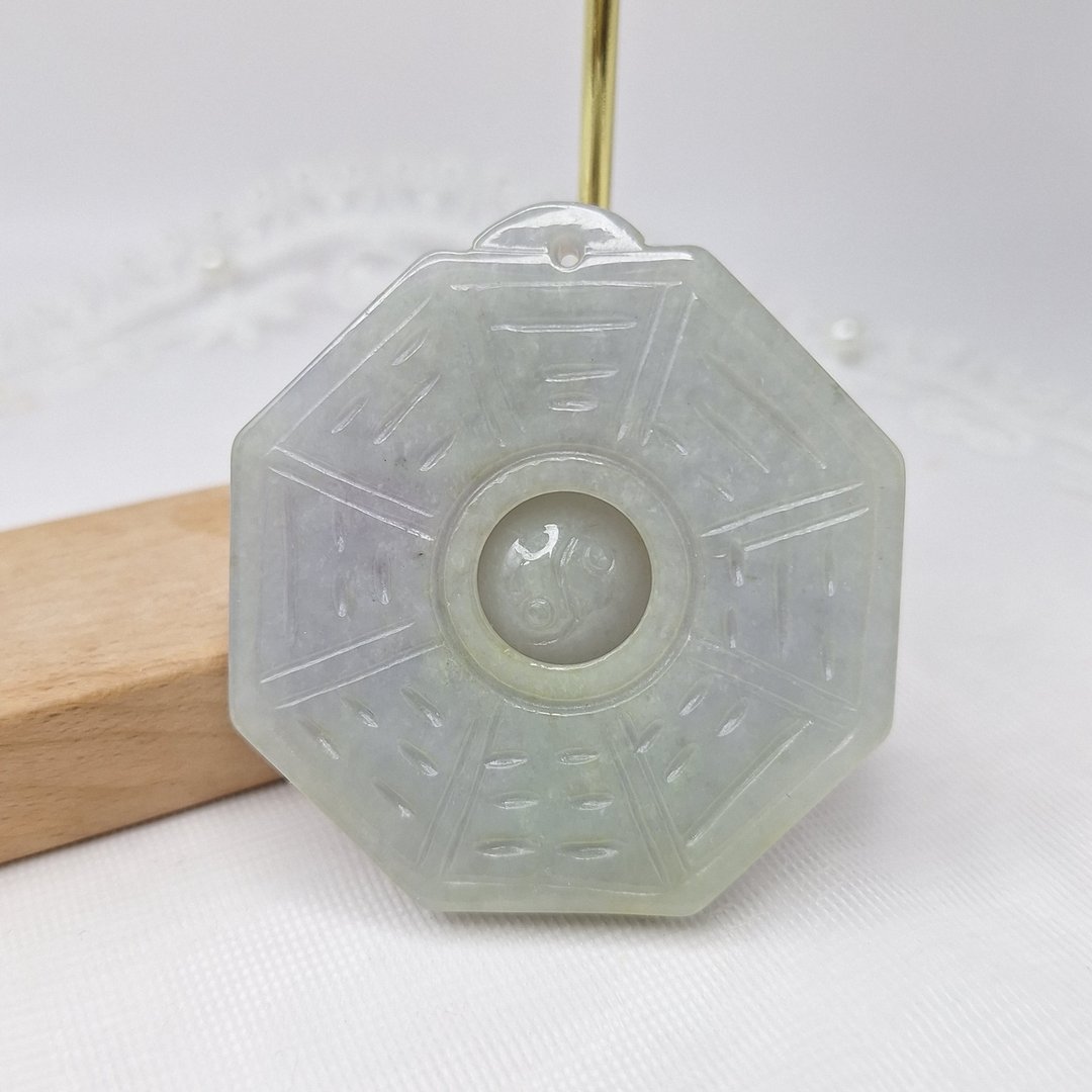 温润冰紫色手工雕刻八卦吊坠 |天然缅甸玉A货翡翠 - 项链 - 玉石 