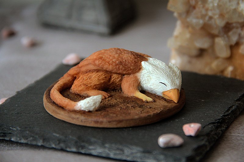 狮鹫 (格里芬) - 摆饰 - 树脂 咖啡色