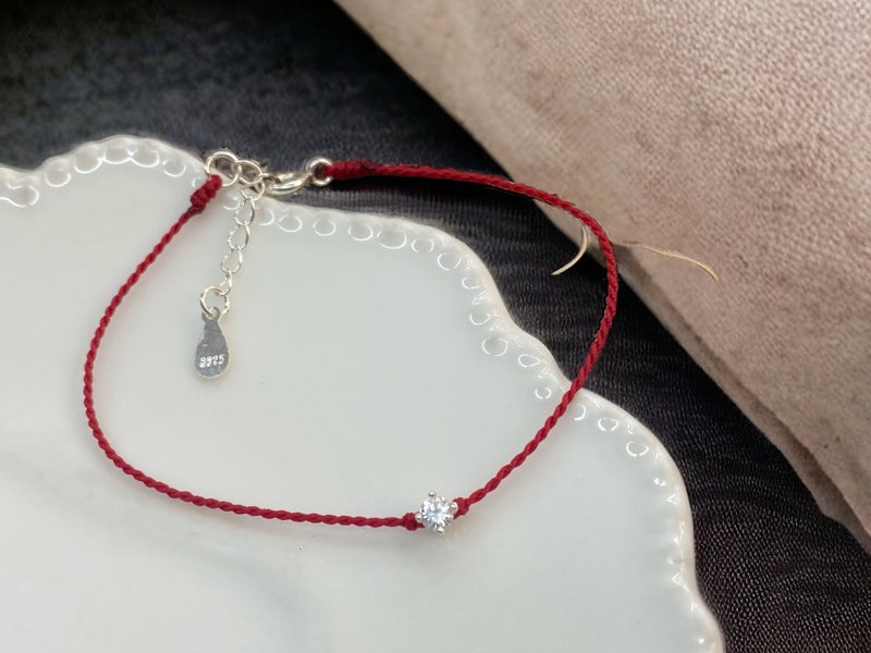 纯银 一直钻 超亮水钻  幸运红绳  编绳手链 - 手链/手环 - 纯银 