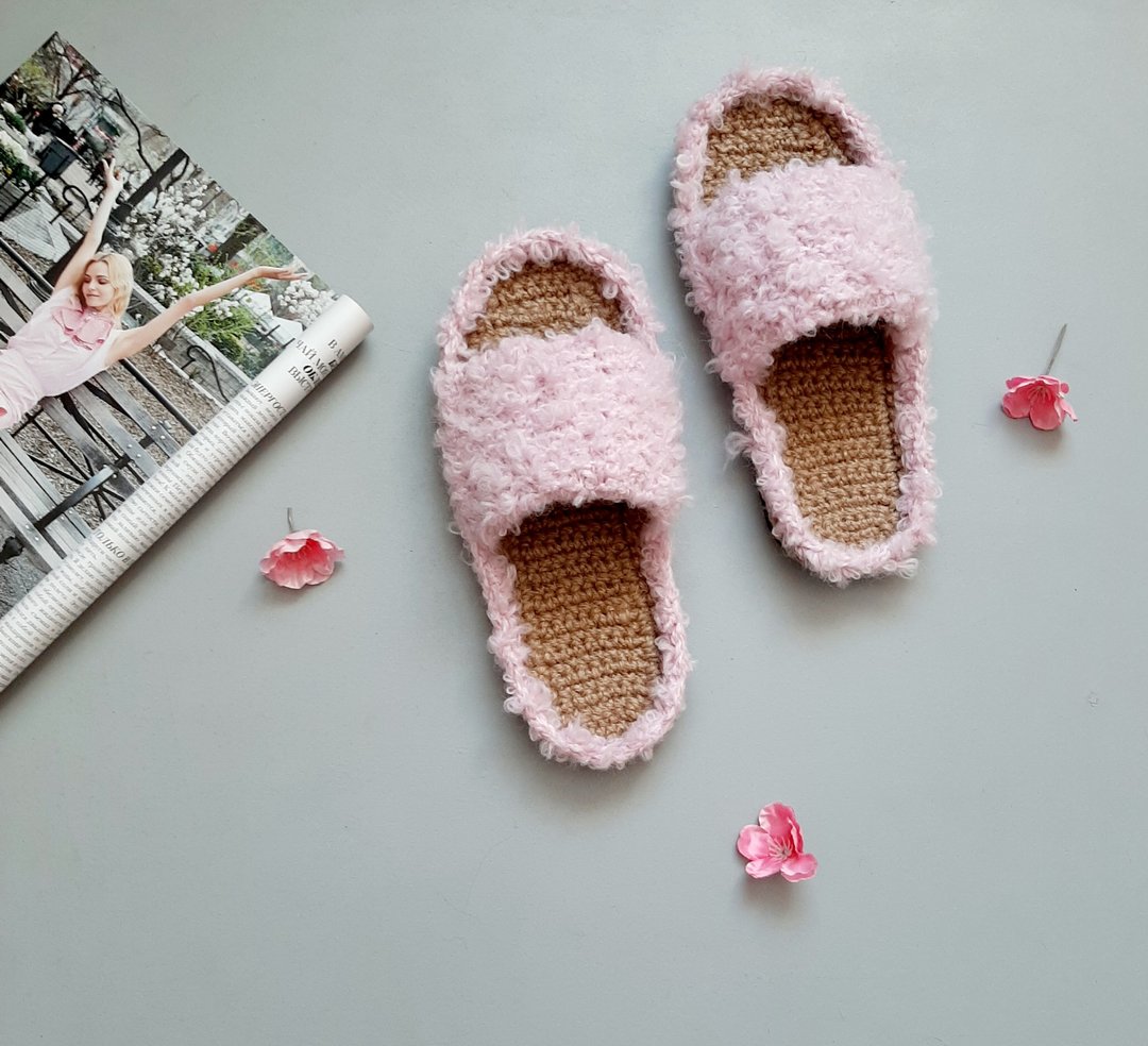 Custom slippers New 2022! Pink indoor sliders - 室内拖鞋 - 棉 粉红色