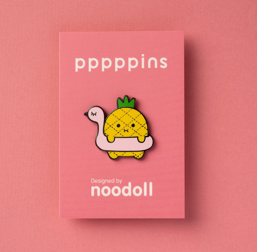 凤梨娜娜 Noodoll 珐琅别针 - 胸针 - 其他金属 黄色