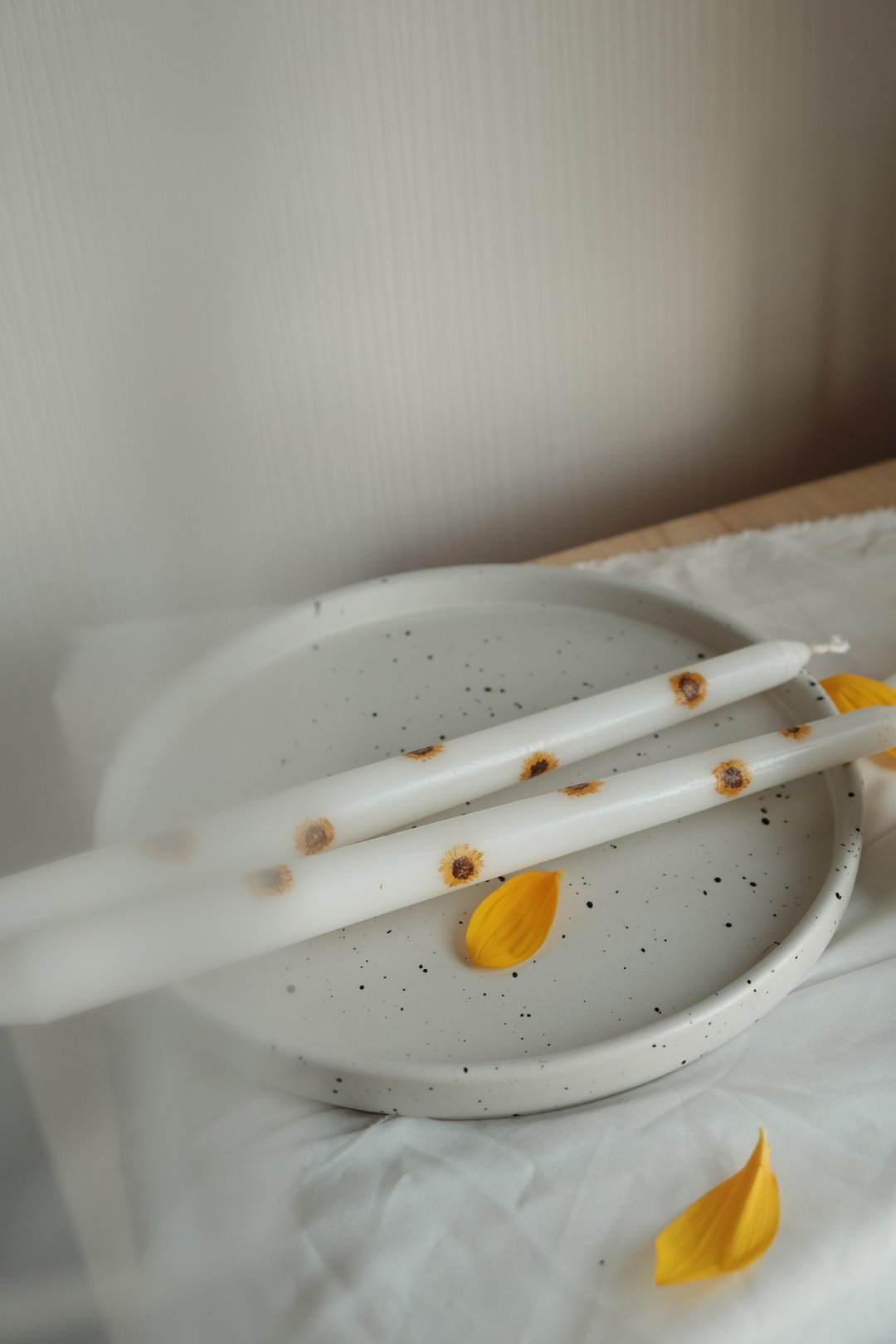 Hand Painted Taper Sunflower Candles - 蜡烛/烛台 - 其他材质 白色