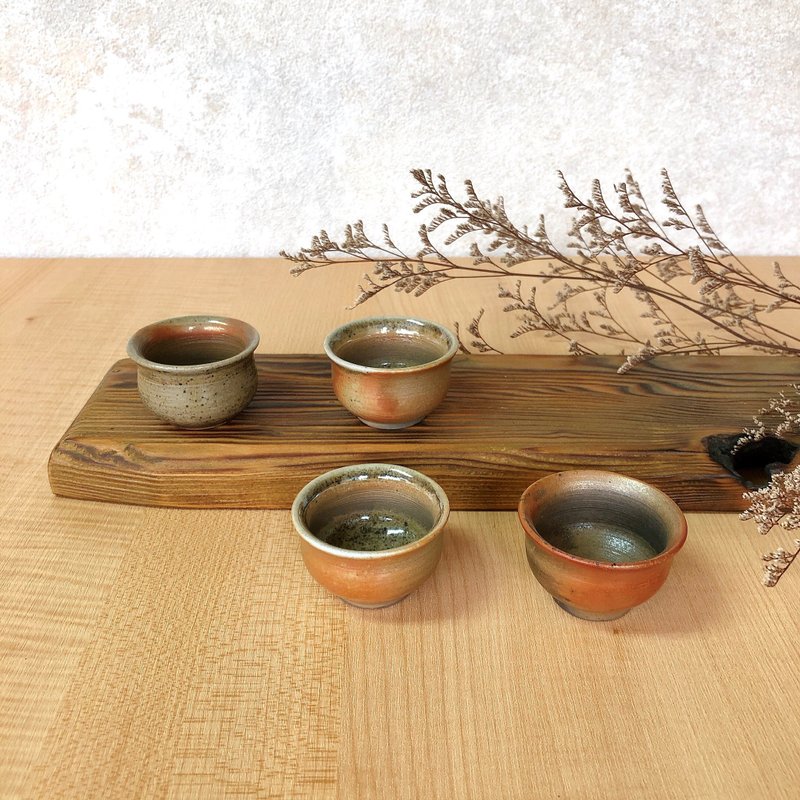 柴烧陶 金黄饱满的小茶杯 - 咖啡杯/马克杯 - 陶 金色