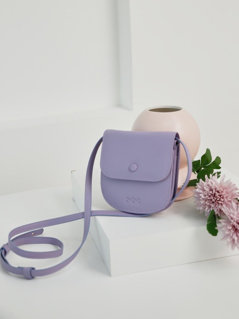 Lisa.- Short wallet with crossbody strap - Lavender - 皮夹/钱包 - 真皮 紫色