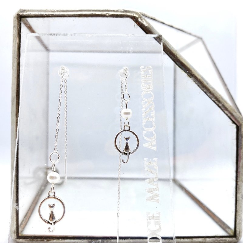 纯银 猫咪 925 防敏感耳环 - 耳环/耳夹 - 纯银 白色