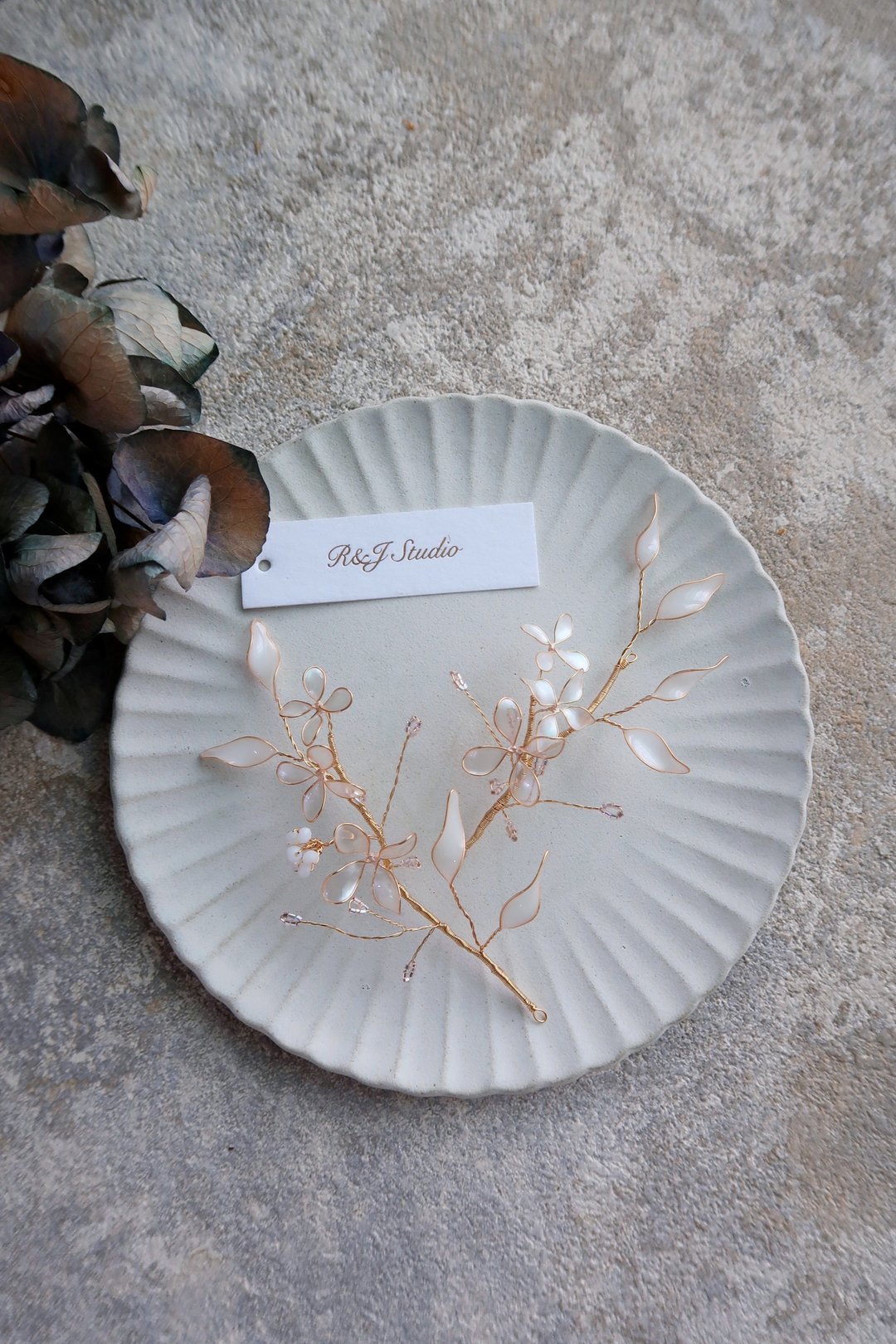 茧爱- 手作新娘饰品 礼物 新娘头饰/伴娘配饰 - 发饰 - 树脂 白色