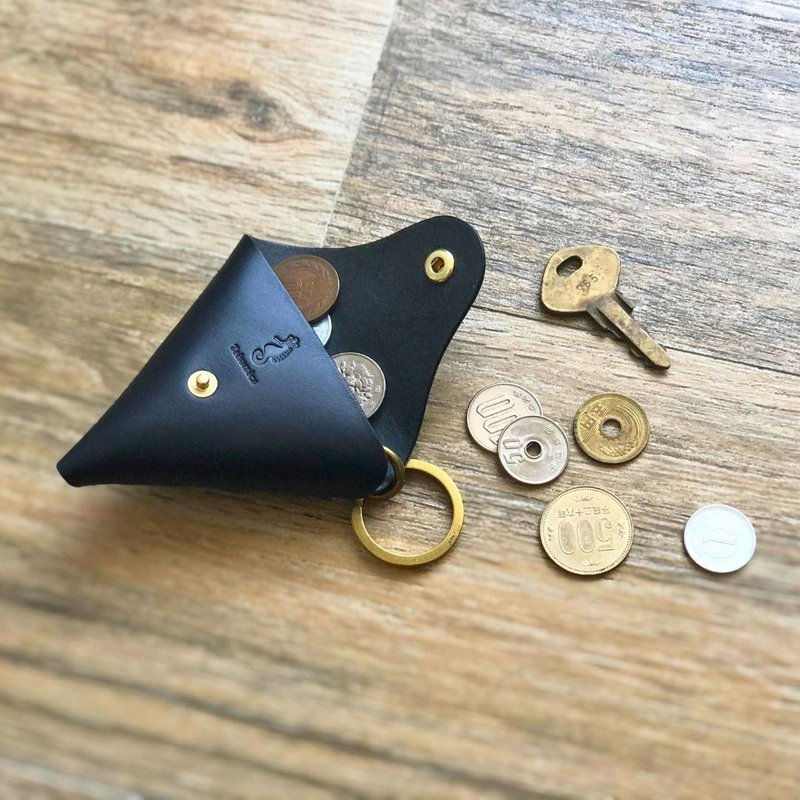 日本制【Takumicsタクミクス】三角零钱包 钥匙圈 散纸包 植鞣革 - 零钱包 - 真皮 黑色