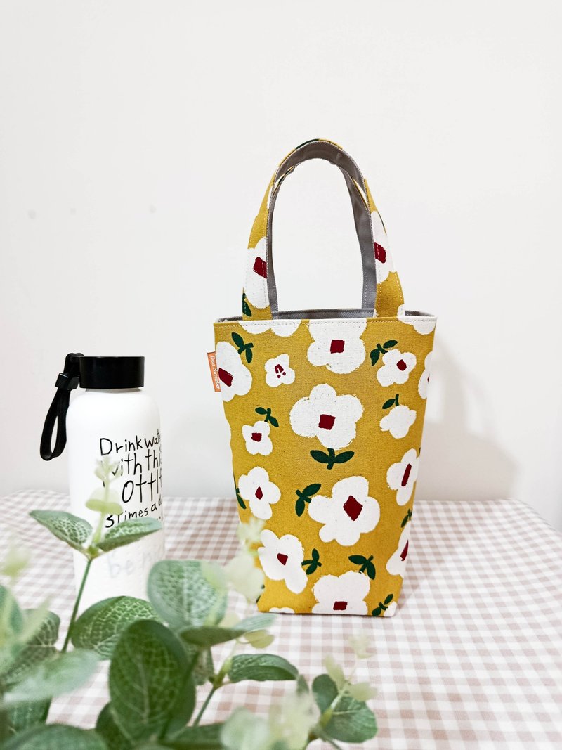 家家酒系列水壶袋/饮料提袋/手提帆布包/橙香白花款 - 随行杯提袋/水壶袋 - 棉．麻 黄色