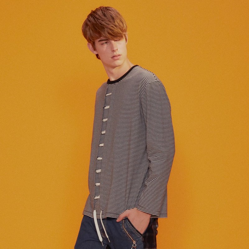 【Off-season sale】中性款 前中绑带 长袖条纹圆领上衣 / 黑白条 - 男装上衣/T 恤 - 棉．麻 