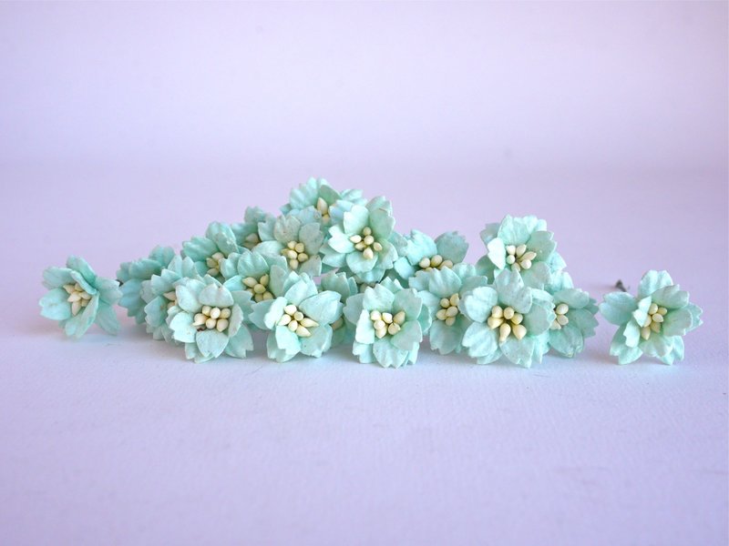 Paper flower, 50 pcs. small cherry blossom supplies, 2 cm. mint color. - 木工/竹艺/纸艺 - 纸 蓝色