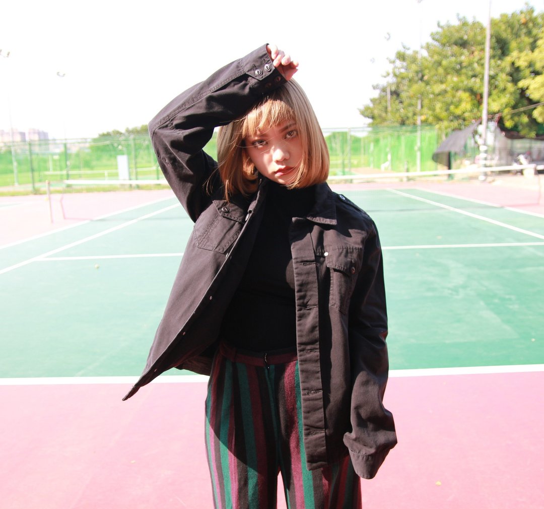 Back to Green:: LEE 正黑 军事肩部 vintage denim （DJ-12） - 女装休闲/机能外套 - 棉 黑色