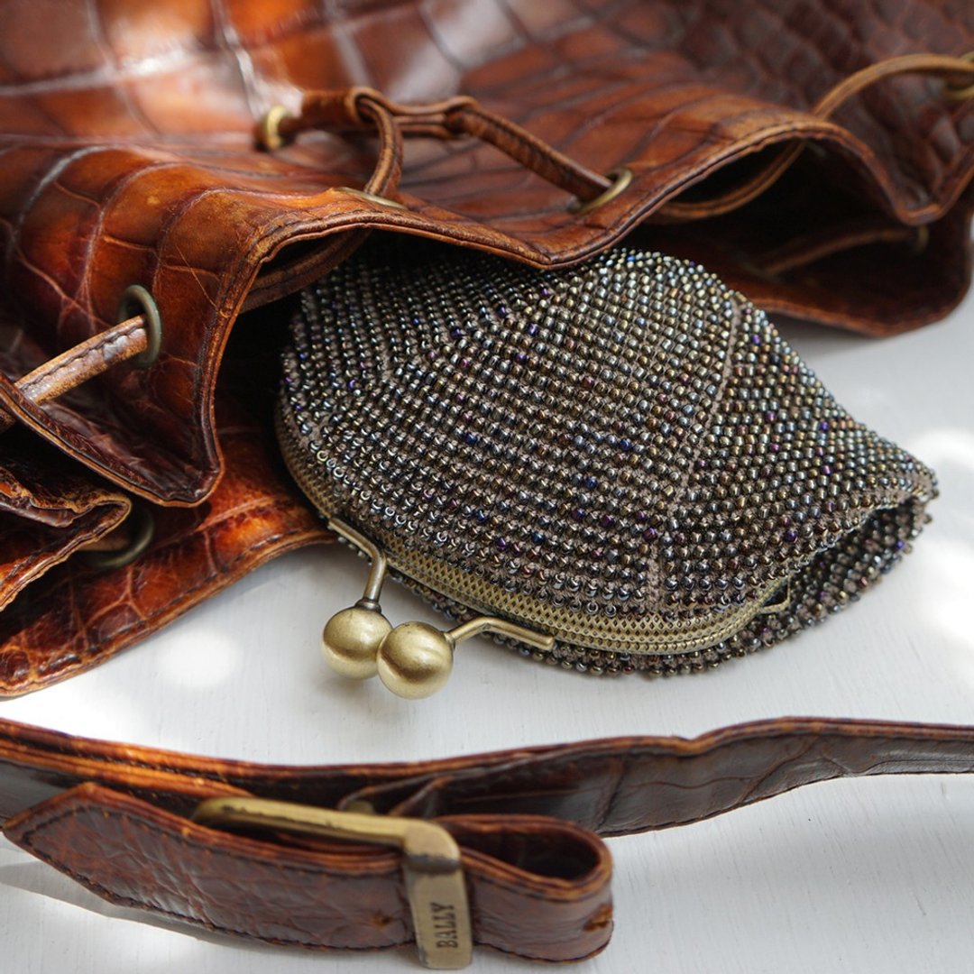 Ba-ba handmade Seedbeads crochet pouch No.1754 - 化妆包/杂物包 - 其他材质 金色