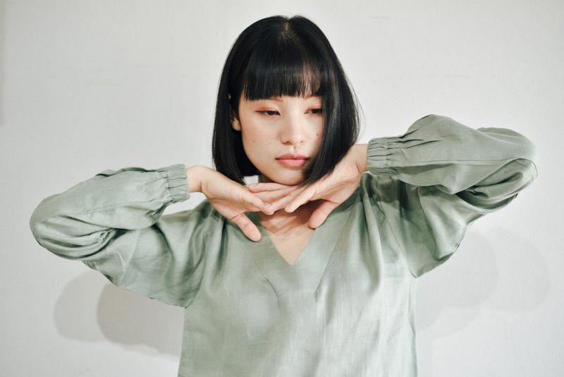 LINEN DRESS-GREEN COLOR-LONG SLEEVE - 洋装/连衣裙 - 棉．麻 绿色