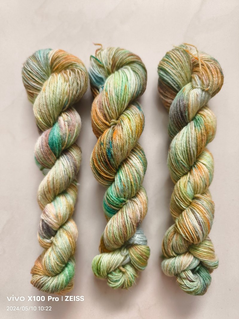 lufi手染线 美丽诺羊毛袜线 细线 50g 青苹果 柠檬树 - 编织/刺绣/羊毛毡/裁缝 - 羊毛 