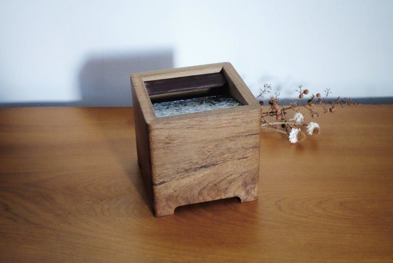 ShouZhuo handmade---海棠花溜滑梯存钱筒 - 储蓄罐 - 木头 咖啡色