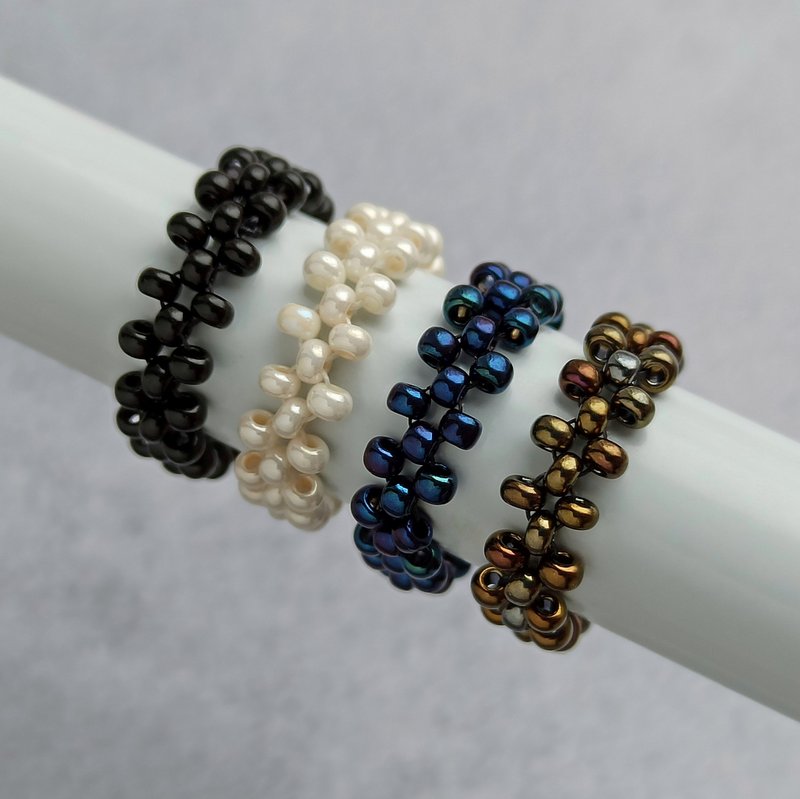 可堆叠珠饰戒指 手工饰品 串珠饰品 弹性串珠戒指 - 戒指 - 玻璃 多色