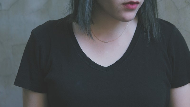 〔蛾室〕海洋的初生／２mm极小淡水珍珠／金项链 - 项链 - 其他金属 金色