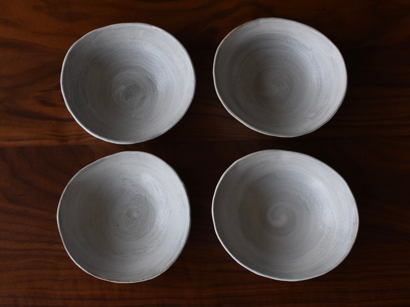 陶事 灰雪系列 浅钵 - 碗 - 陶 白色