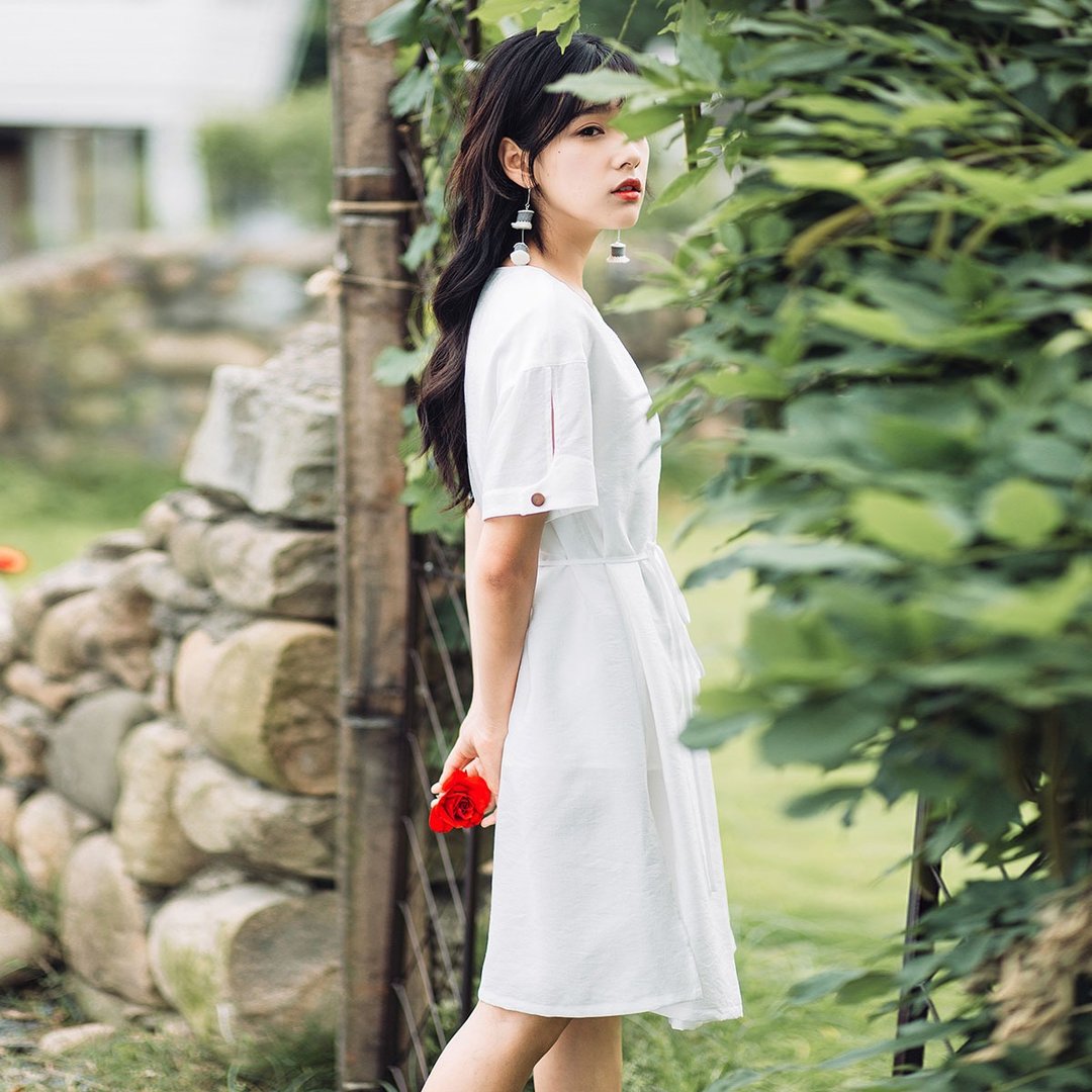 安妮陈2017夏装新款女士前斜片系腰带连身裙洋装 - 洋装/连衣裙 - 棉 白色