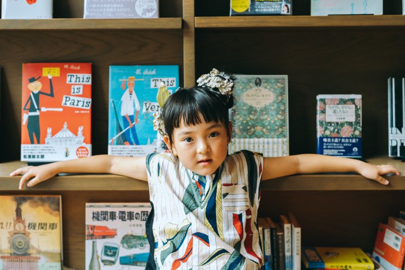 植物衬衫米色 - 童装上衣 - 棉．麻 卡其色